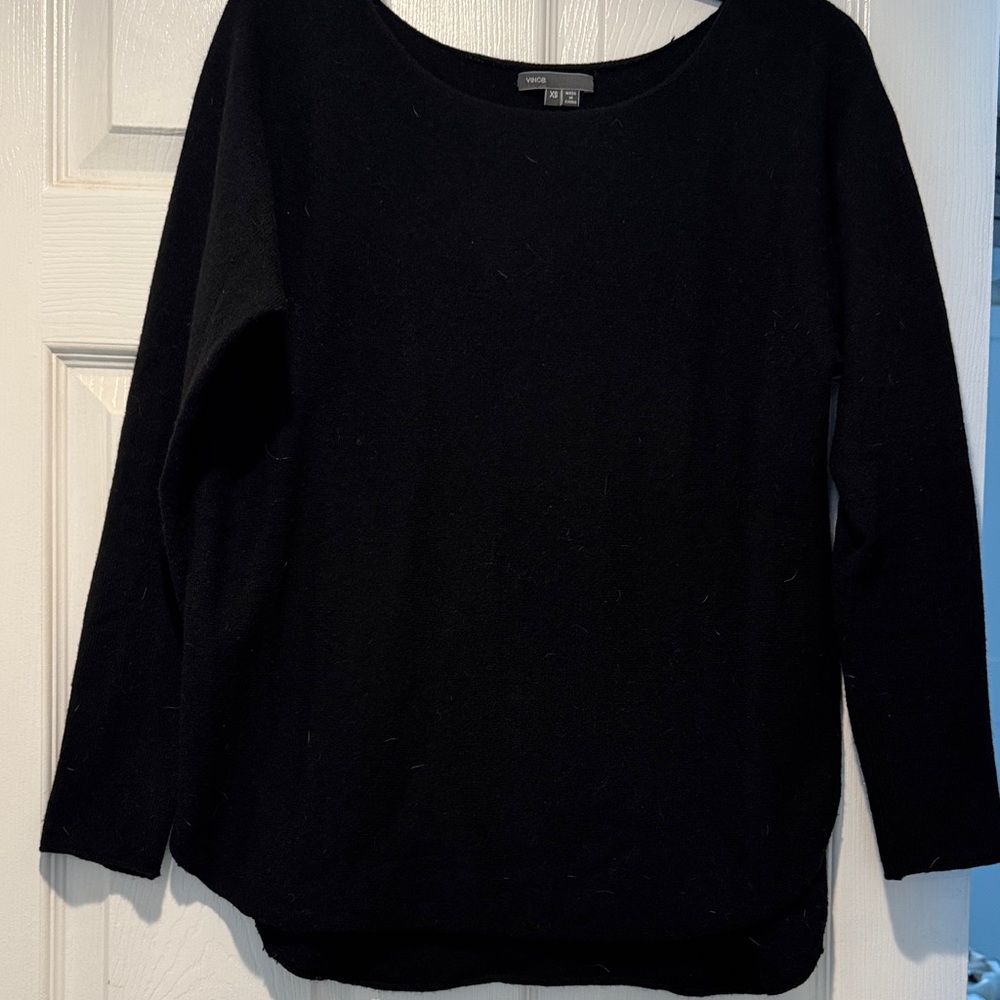 Vince black cashmere-blend long-sleeved